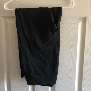 Forever 21 black leggings